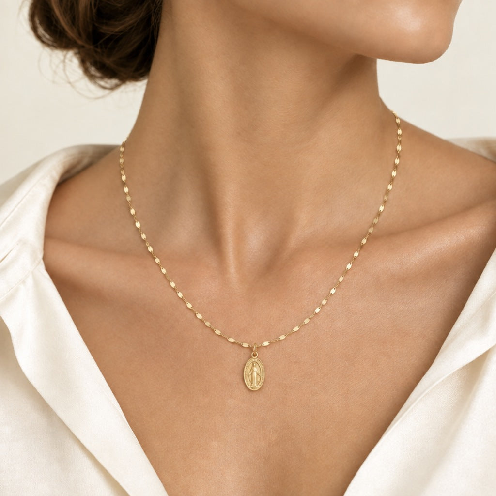 Miraculous Mary Pendant with Leaf Chain 45 cm (size 1), 18k Gold