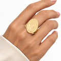Anello Dea regolabile mis. 1 oro giallo 18kt indossato